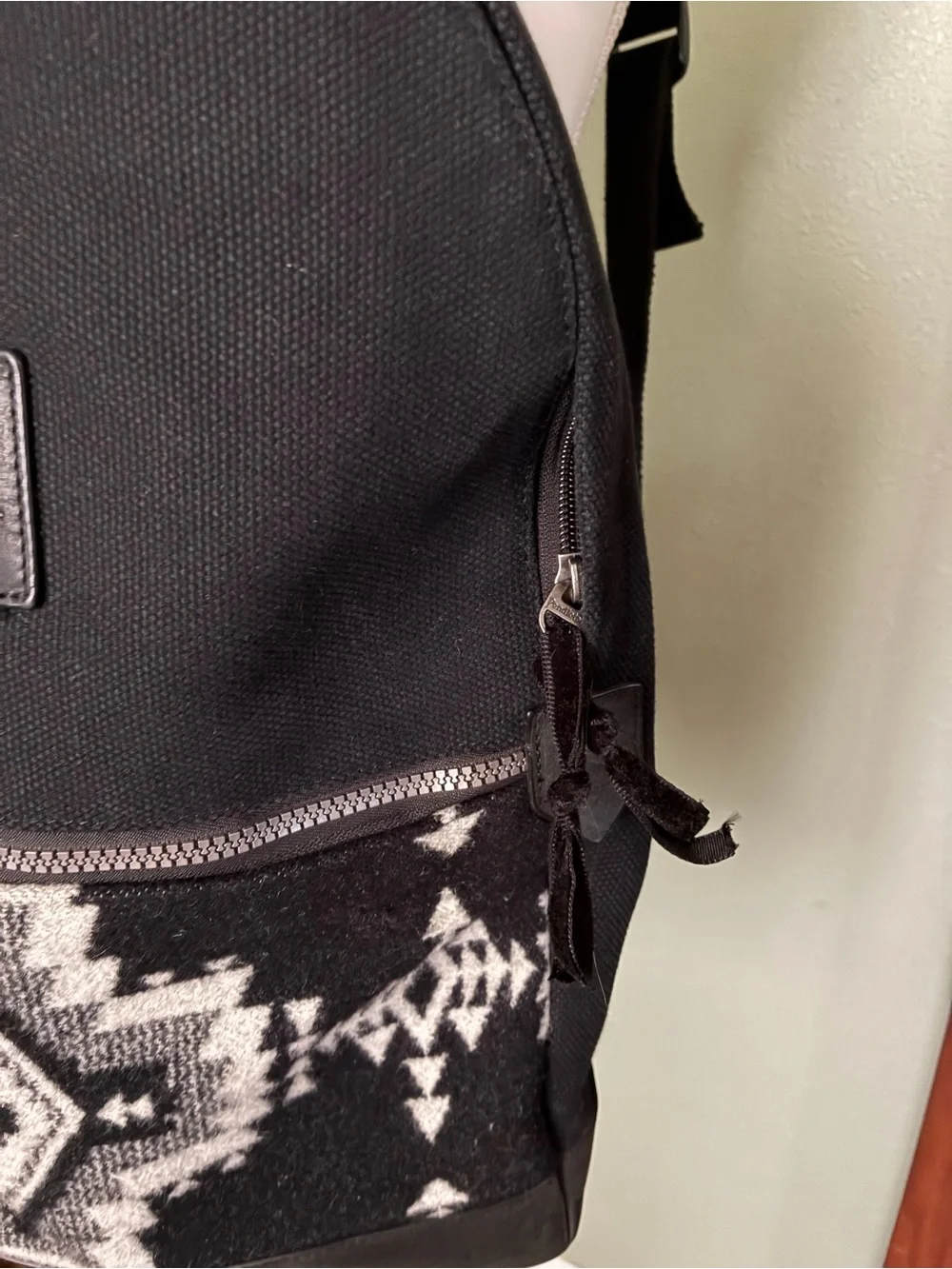 Pendleton backpack black
